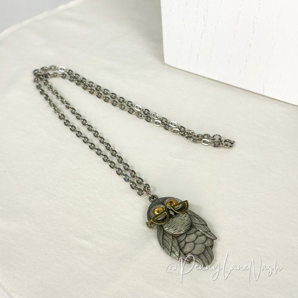 Vintage Owl w/ Glasses & Crazy Orange Eyes Pendant Necklace - Picture 4 of 4